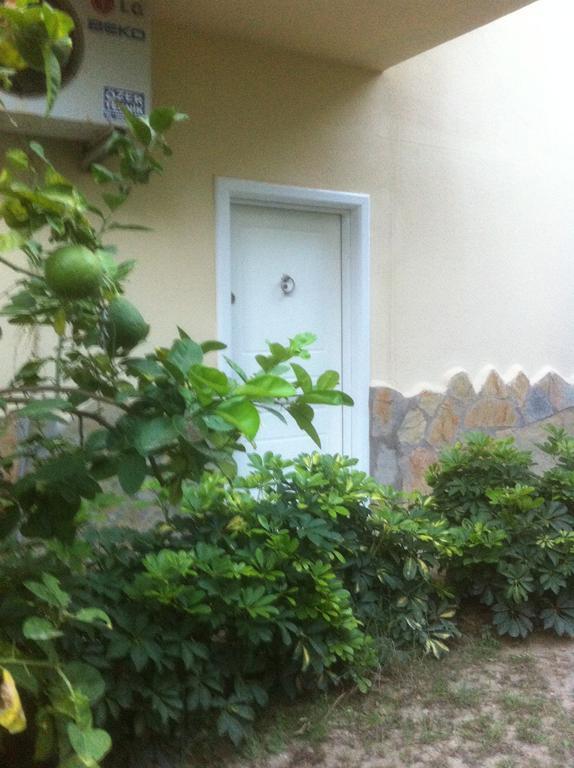 Emniyet Sokak Apartament *